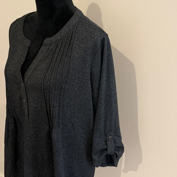 Women's Dark Gray Button-Up Top Size 2X - Picture 3 of 4